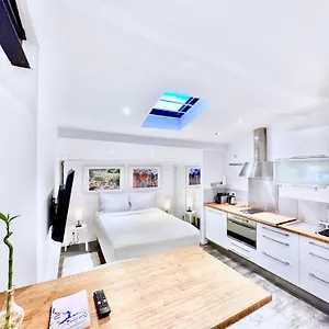 Apartment Ersextius, Veca,, Aix-en-Provence