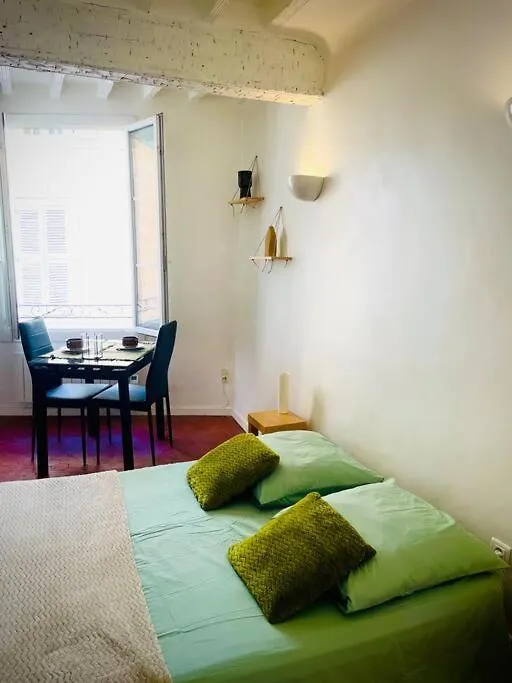 Studio L'Olivier Apartment Aix-en-Provence